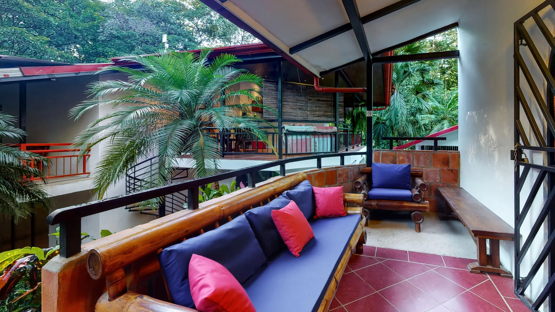 Апарт-отель The Scarlet Villas