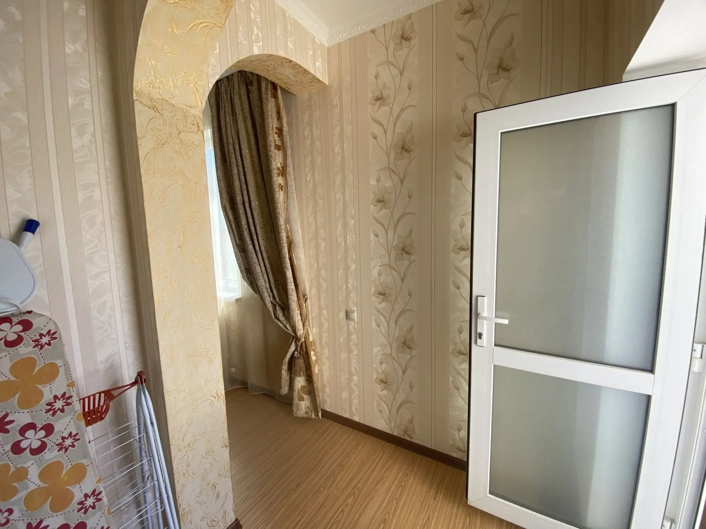 Апартаменты 201 Колхозная 9