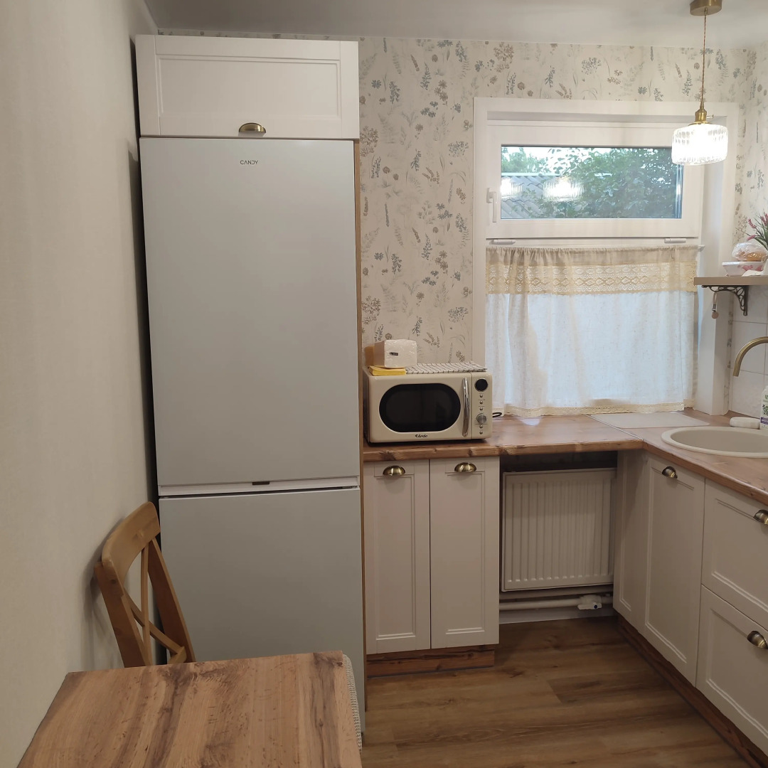 Квартира Просторная Уютная 2-х Комнатная Квартира