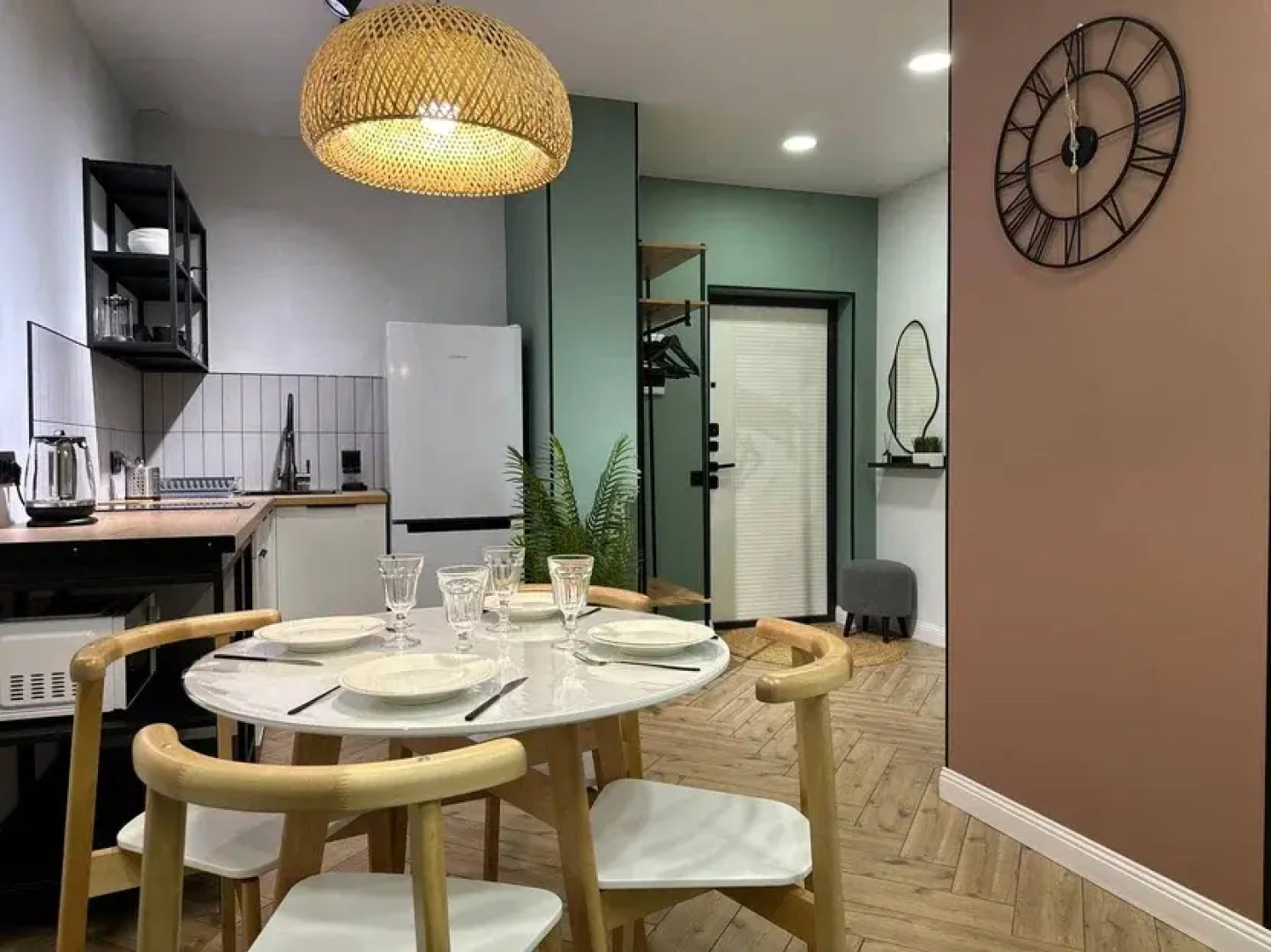 Апартаменты ДзенХоум Встреча 154