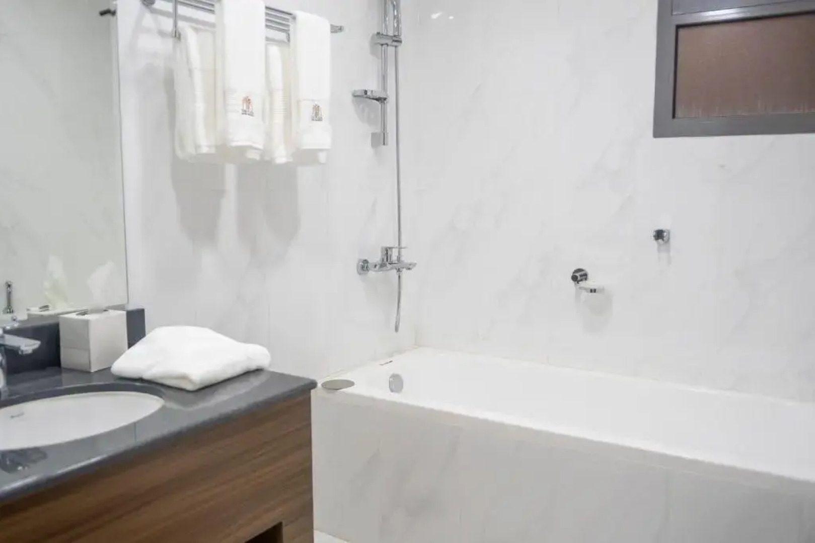 Отель The Plaza  and Resort