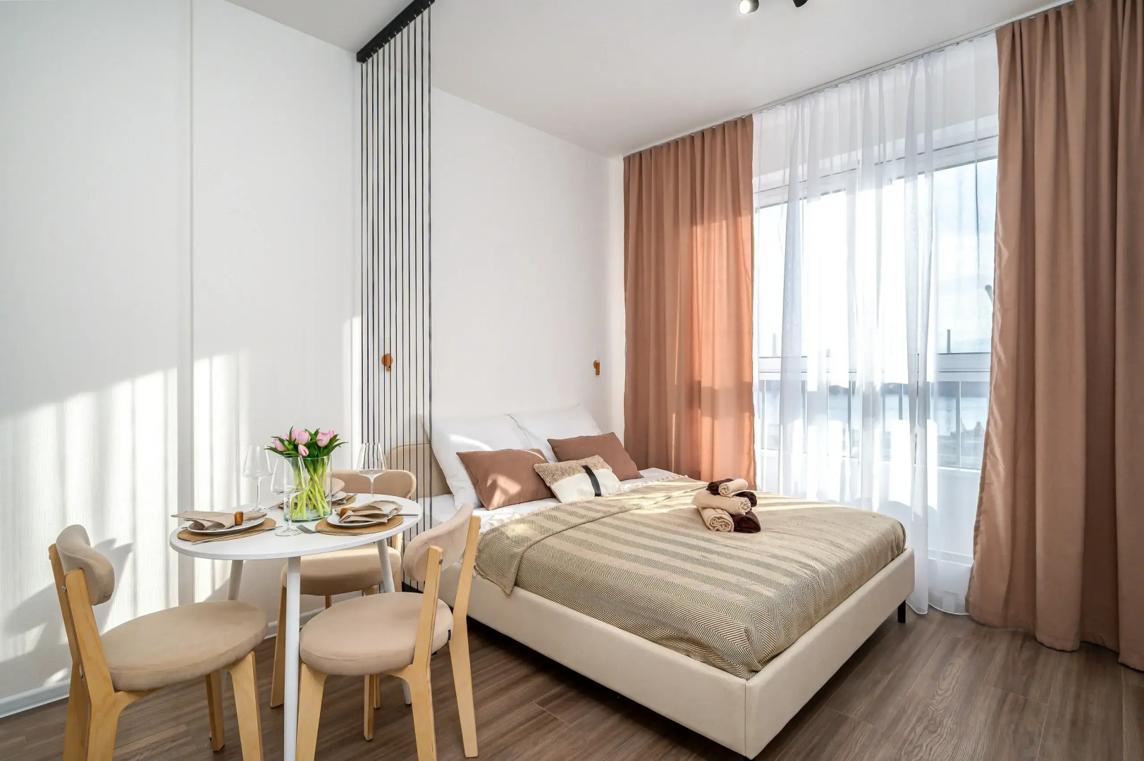 Апартаменты на Октябрьской набережной