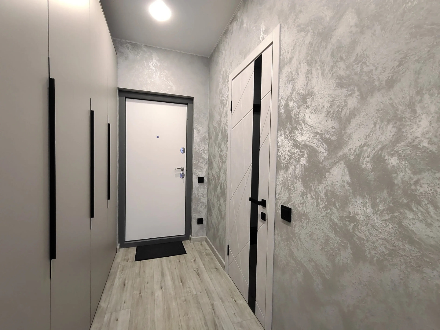 Апартаменты у ТЦ Аквамолл ул.Аблукова 14