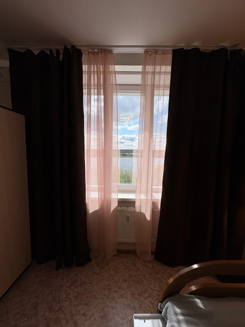 Жилое помещение с видом на озеро