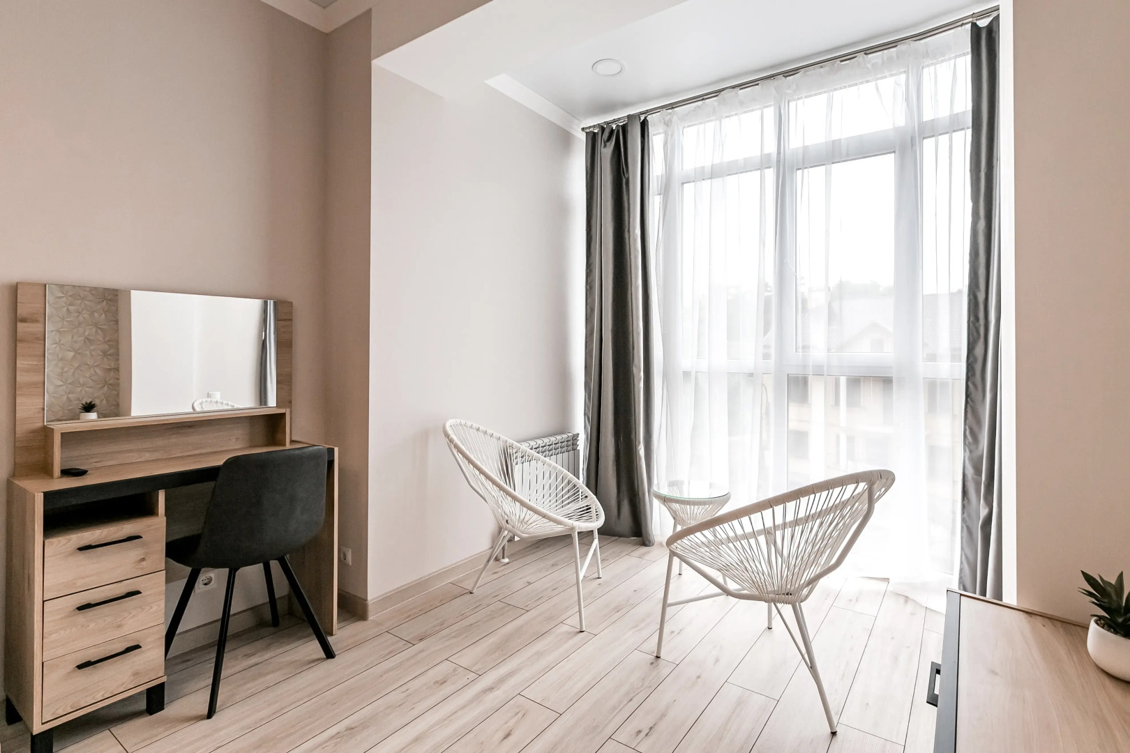 Апартаменты Жасмин от Ирины Савельевой - С лаундж-зоной и балконом- В курортной зоне- У входа в верхний Национальный парк