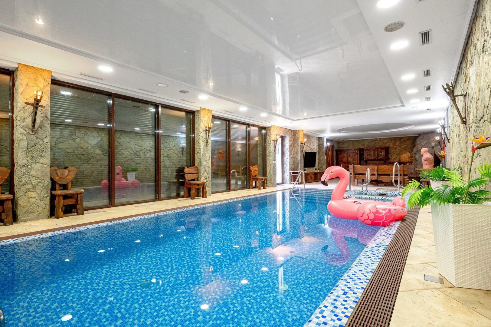 Частный дом в Сестрорецке с Баней и Бассейном