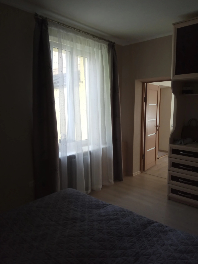 Квартира 2-х комнатная квартира с отдельным входом