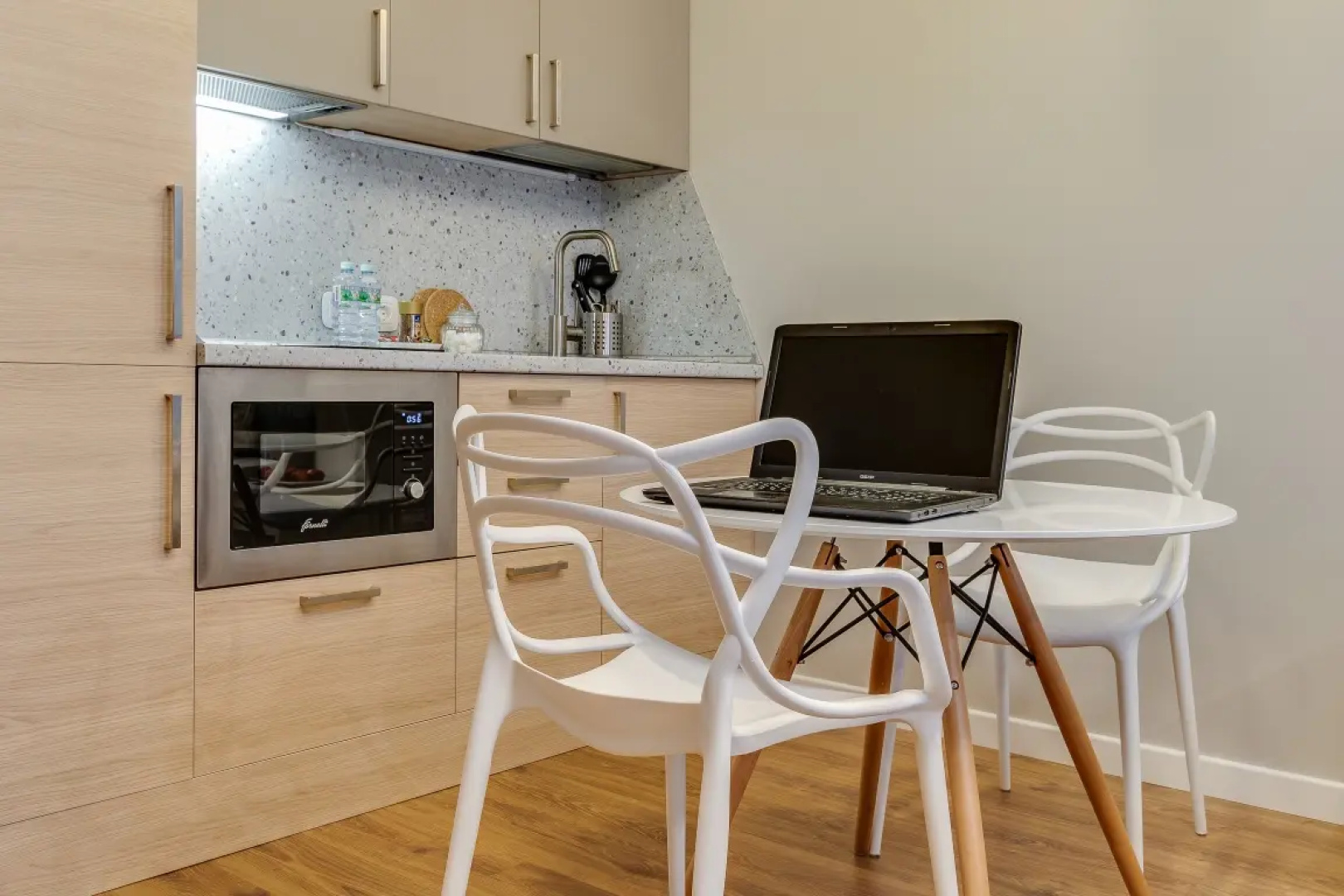 Апартаменты Комфорт с Видом на Город Business Apartments