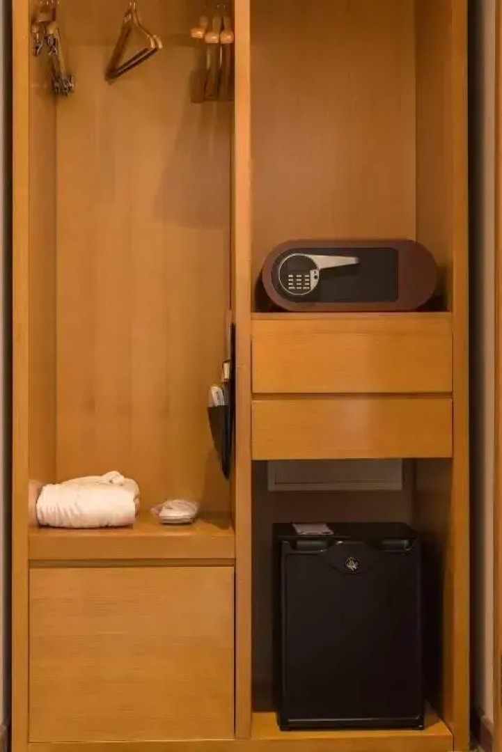 Отель Ramada by Wyndham Ulaanbaatar Citycenter