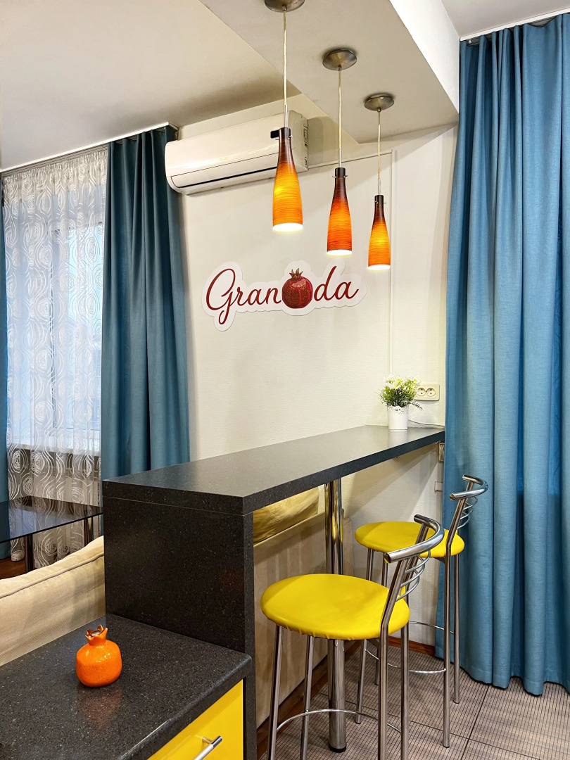 Квартира Granada Красивая евро-двушка в центре города