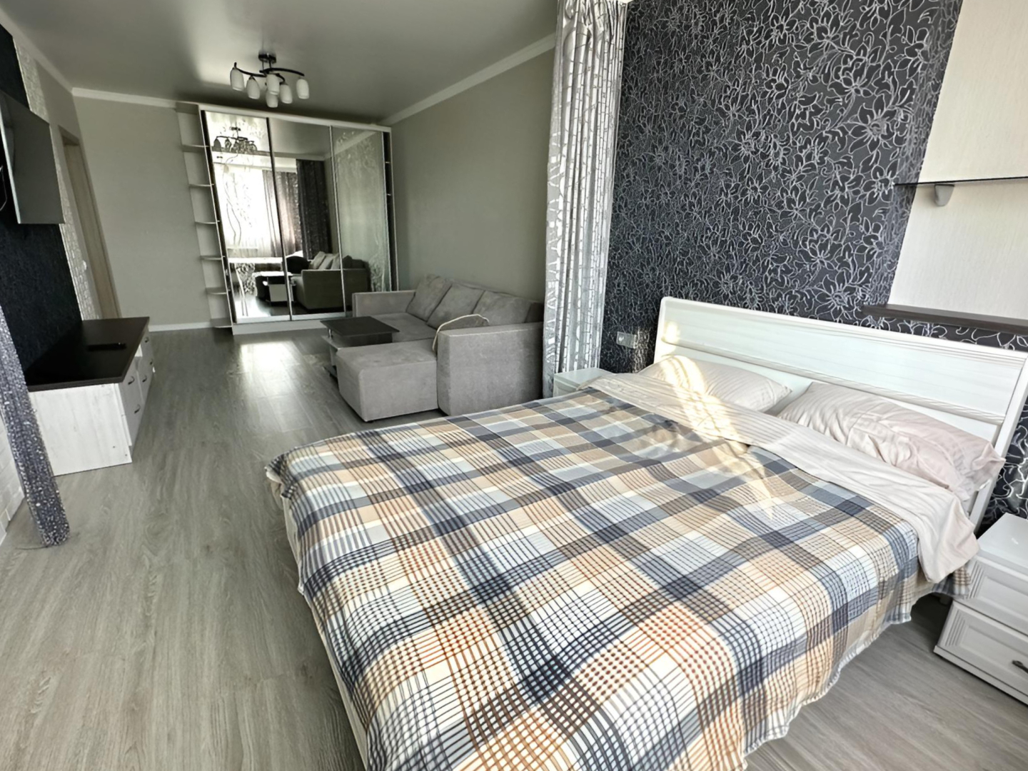 Апартаменты на Бибика 24 с видом на горы