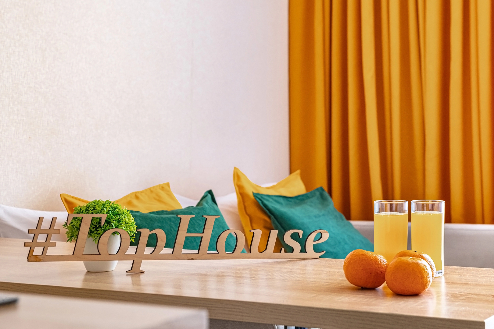 Апартаменты TopHouse на Можжевеловой 18, 1 этаж