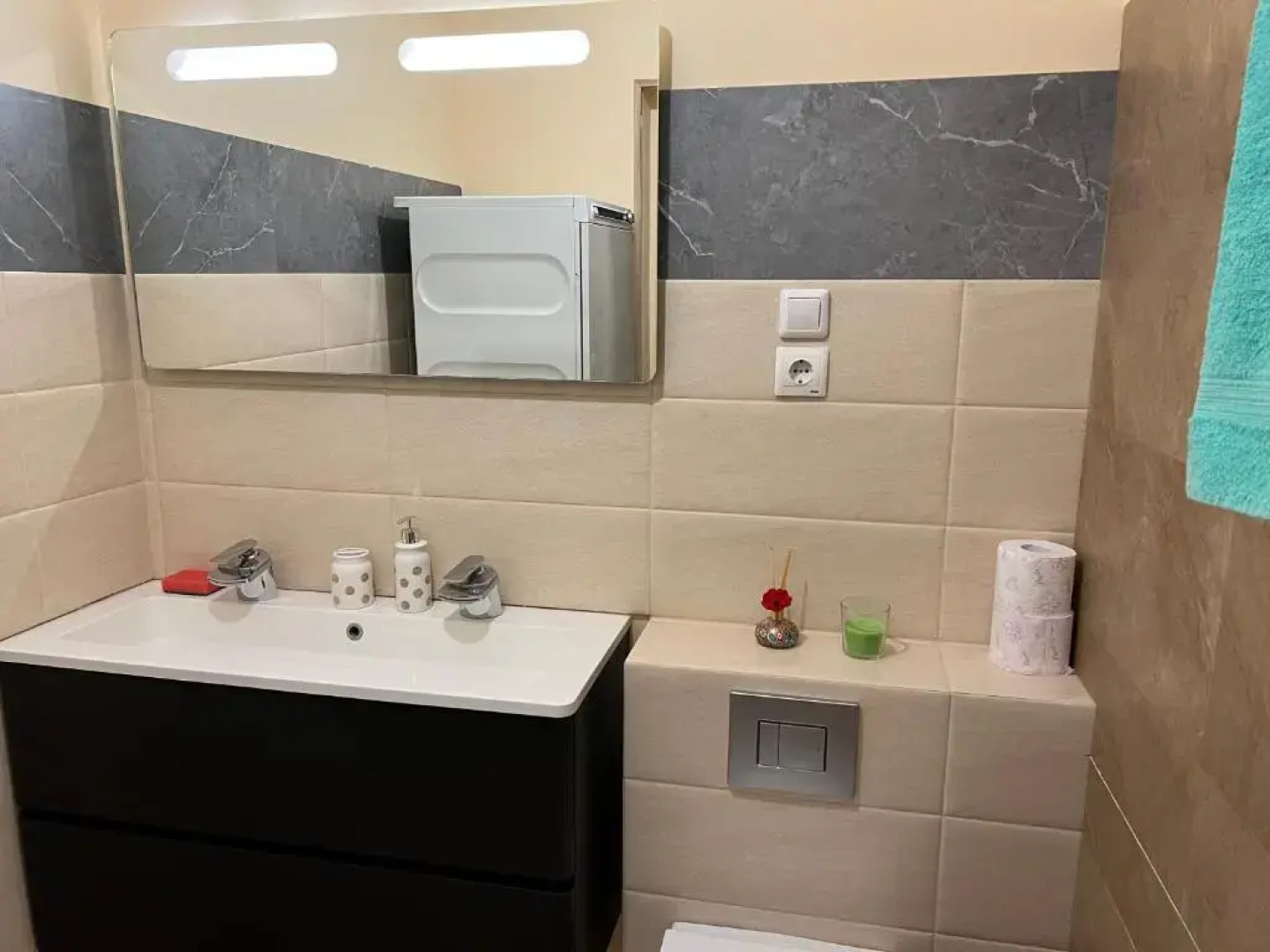 Апартаменты 3 комнаты в Центре рядом с Электричкой на Море