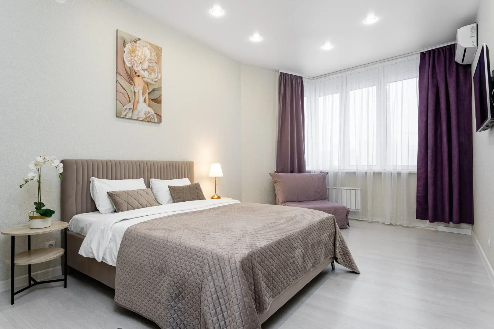 Квартира Krasroom Люкс возле Тц Планета