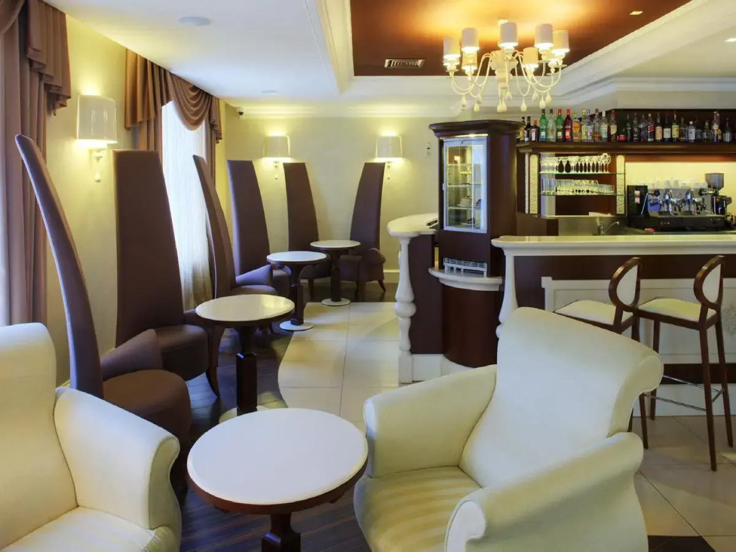 Отель Двор Подзноева - Главный Корпус