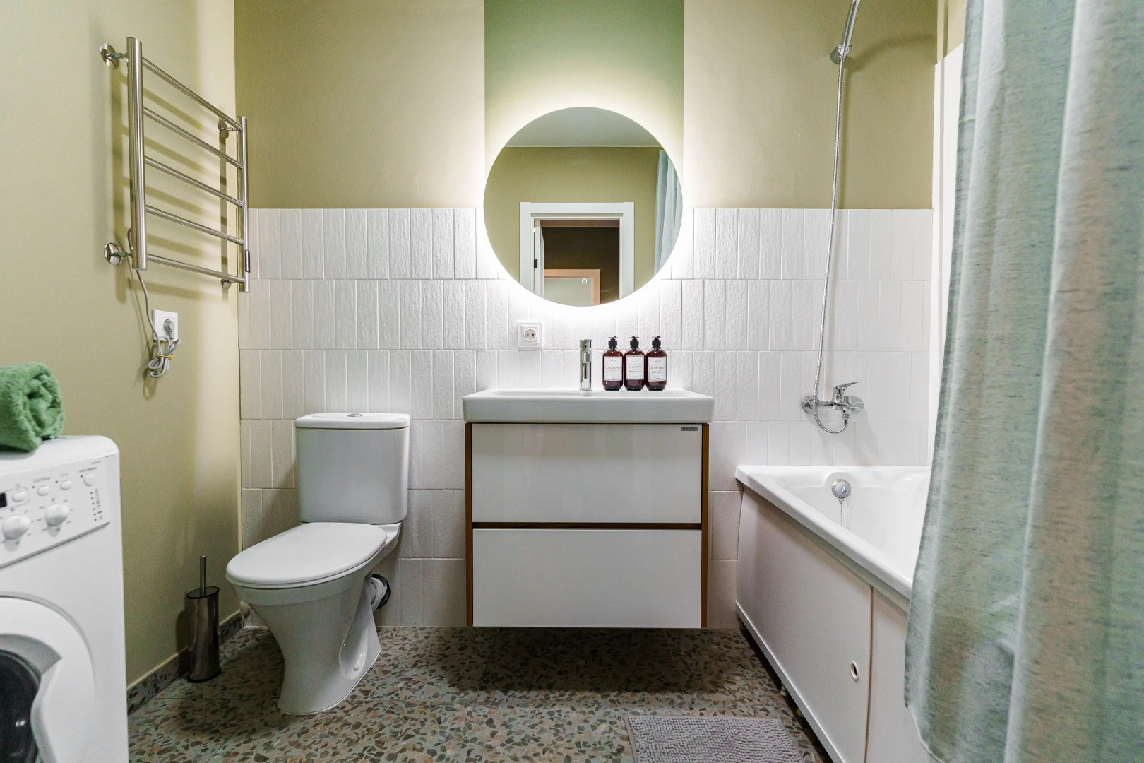 Апартаменты Premium на Мысхакском Шоссе от LetoApart 1