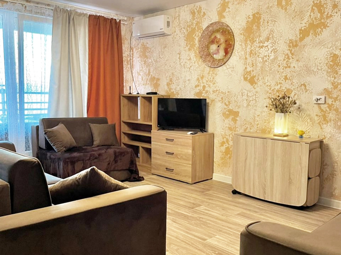 Частный Дом на Вишневом Переулке 19