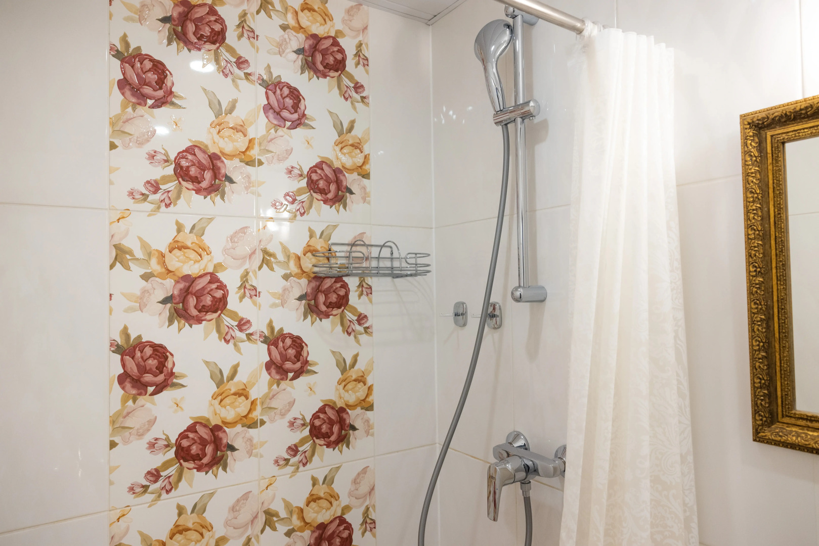 Отель Catherine Art