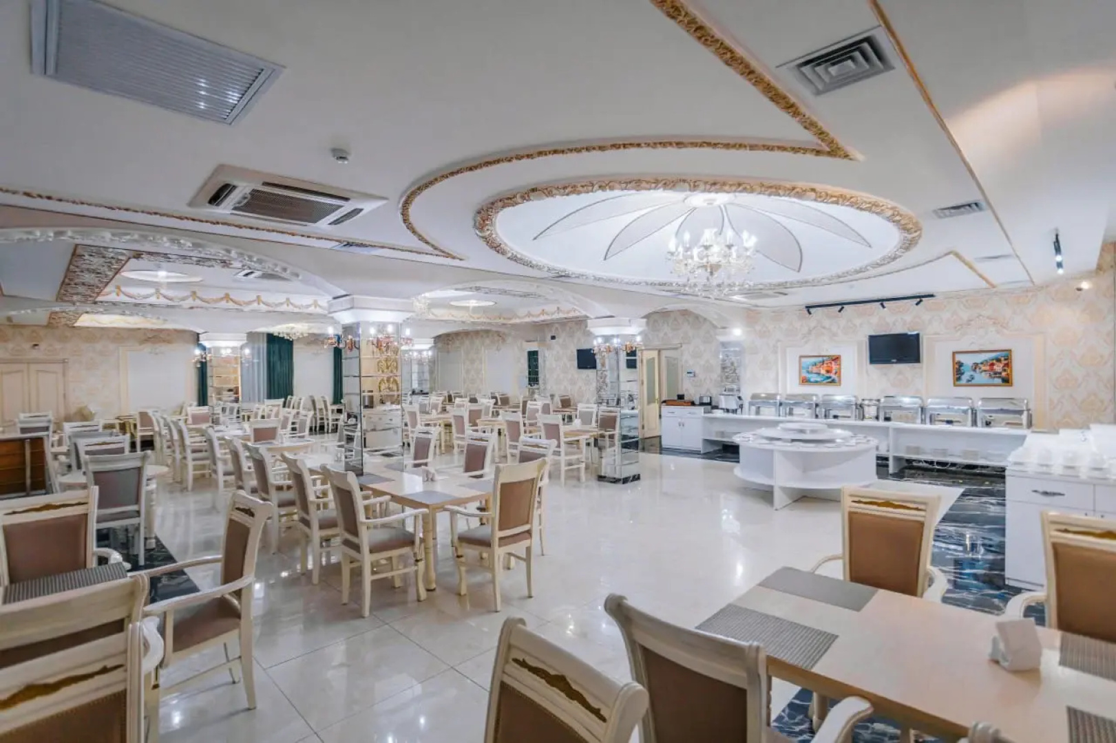 Отель Grand Hotel Sogdiana