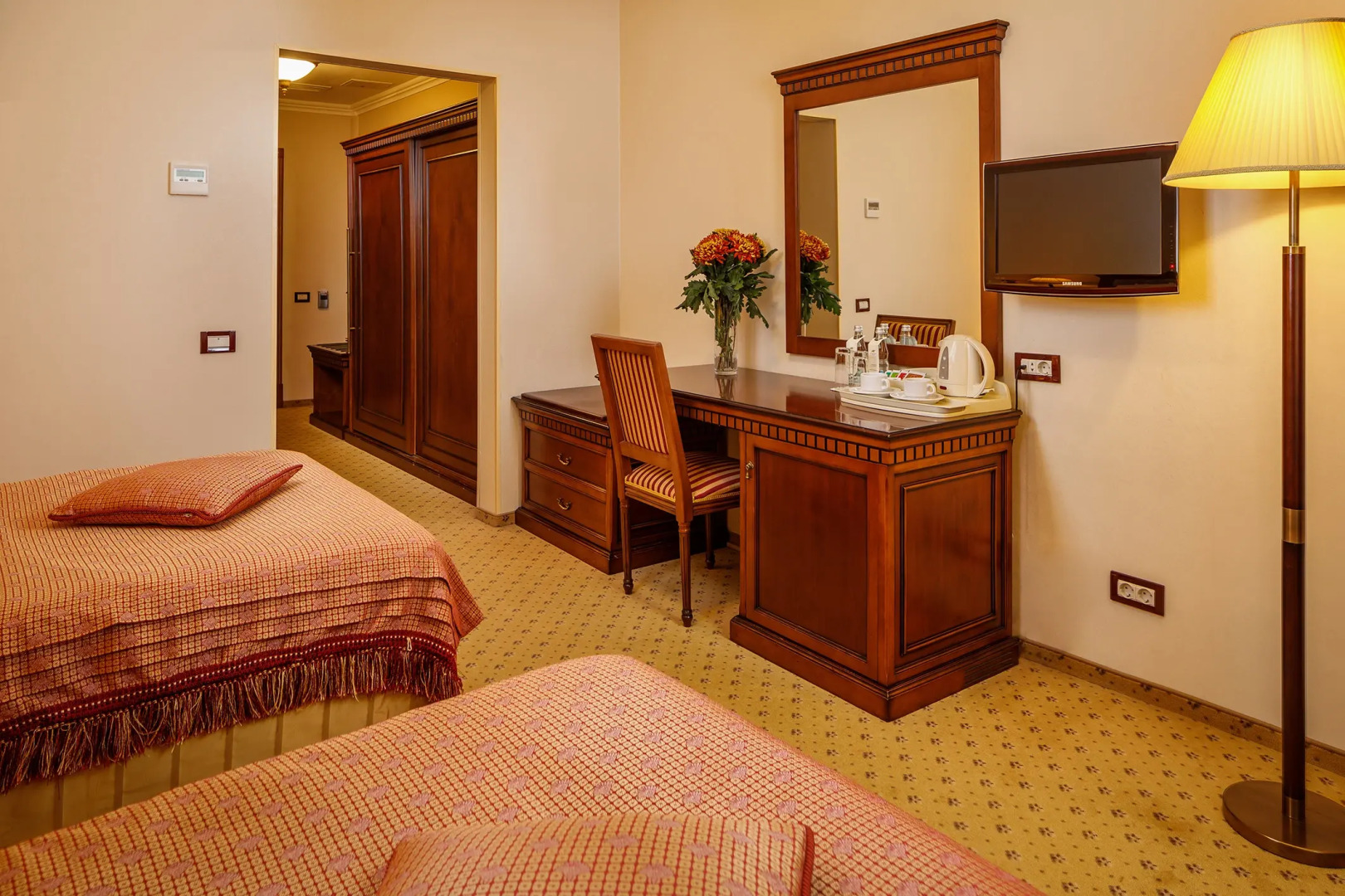 Отель Волынское Конгресс-Парк