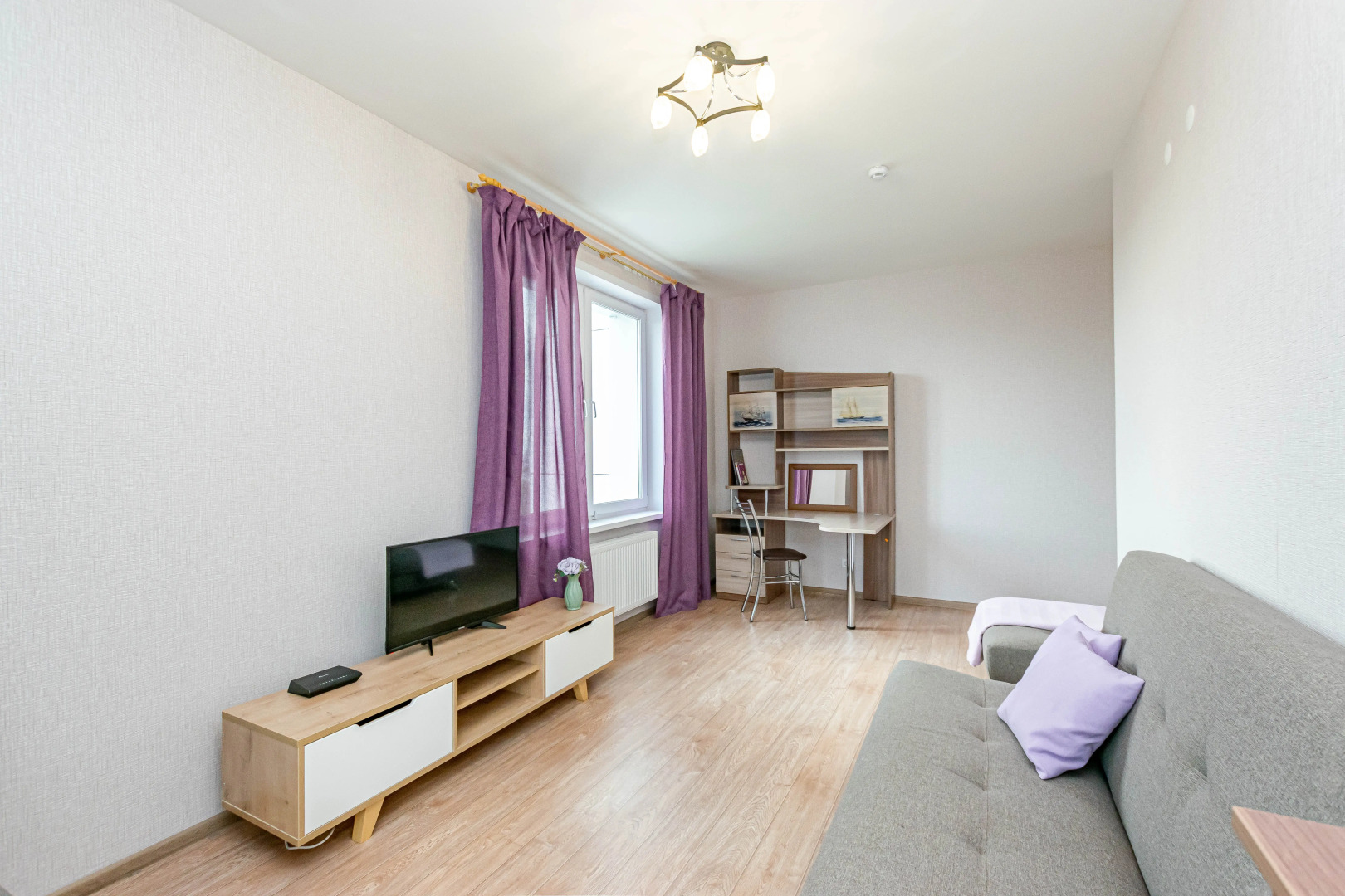 Квартира Двухкомнатная у Комсомольской площади