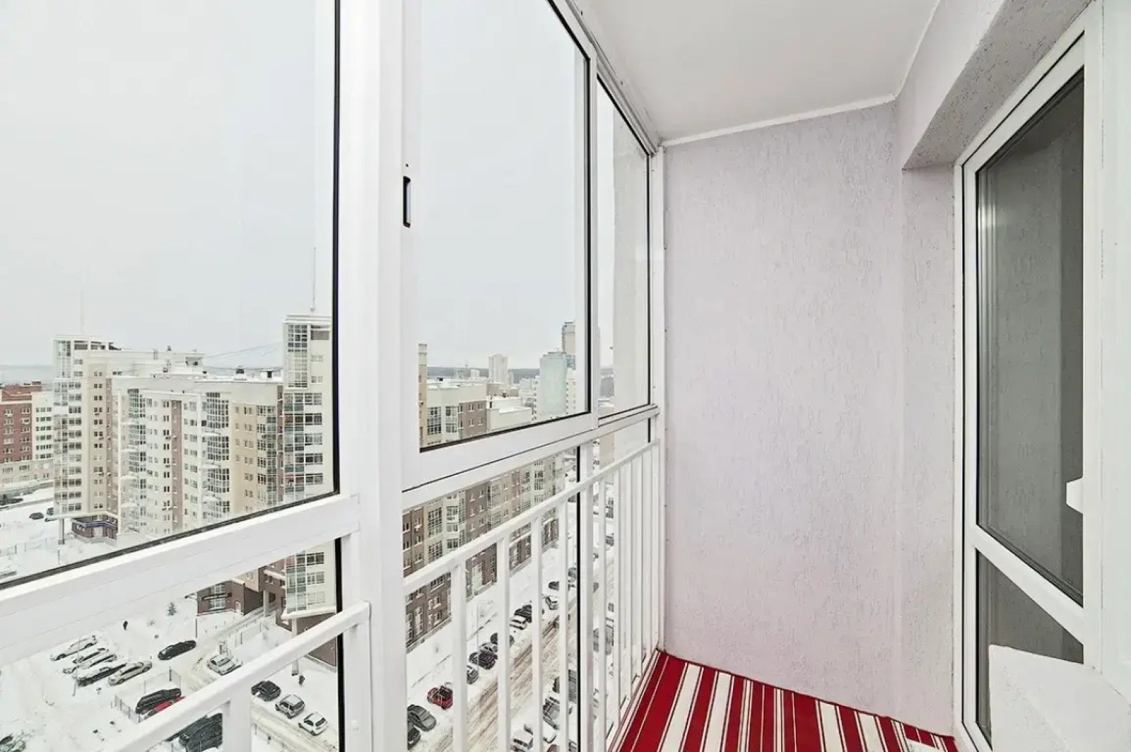 Квартира Тюльпаны Гостиный Дворъ и Ко на Щорса 105