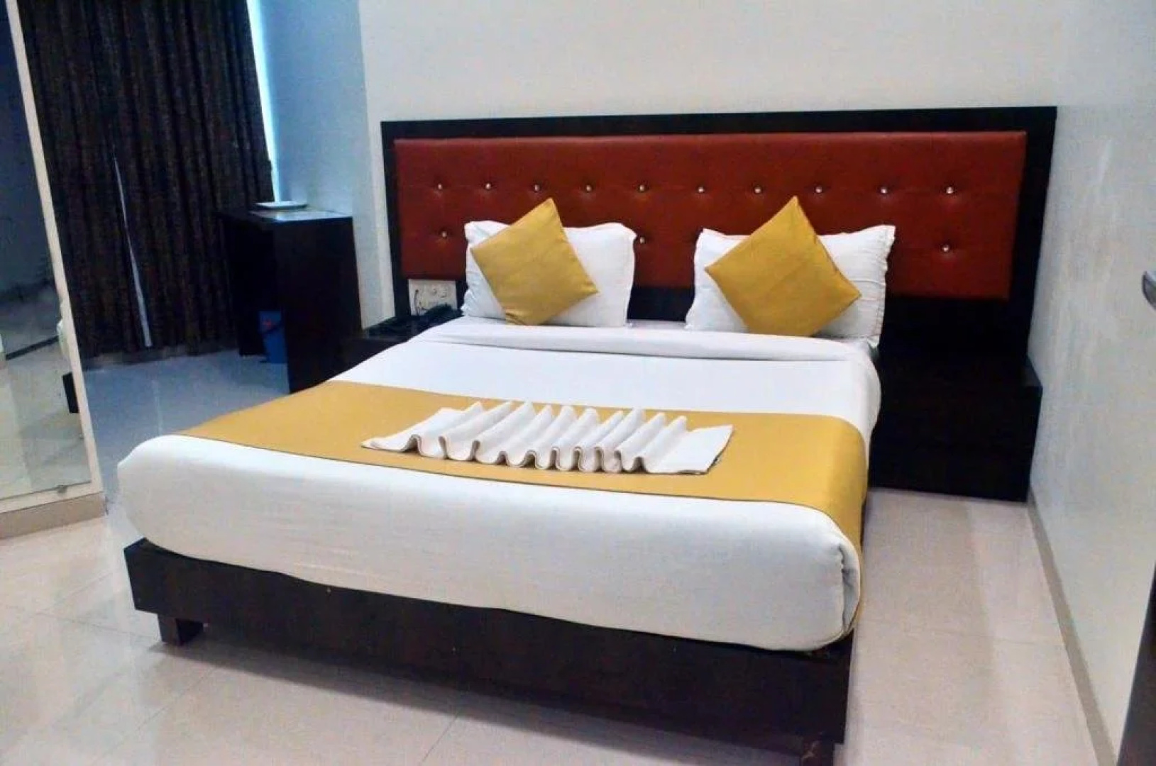 Отель The Best Hotel Mumbai