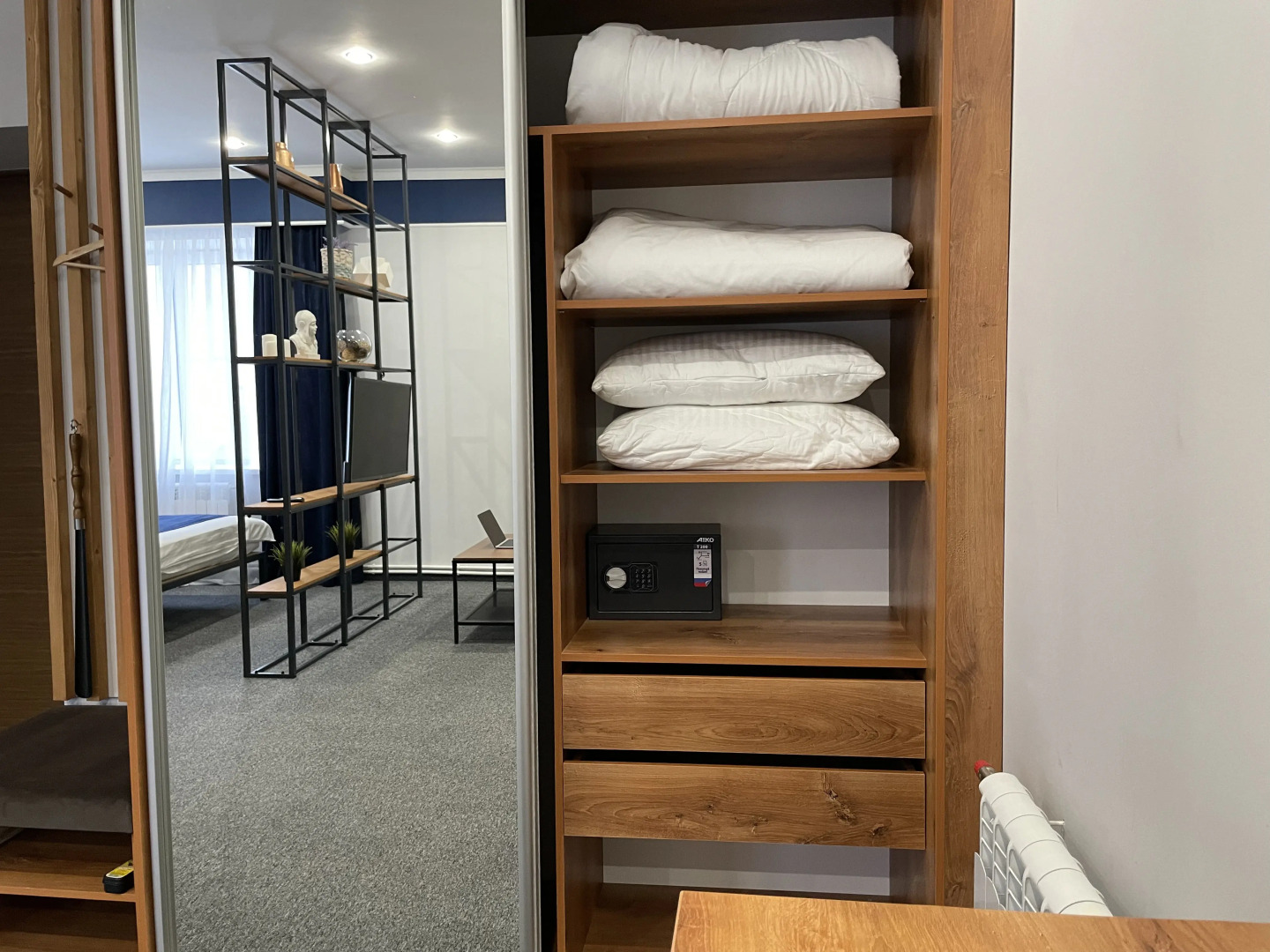 Отель Лекардо