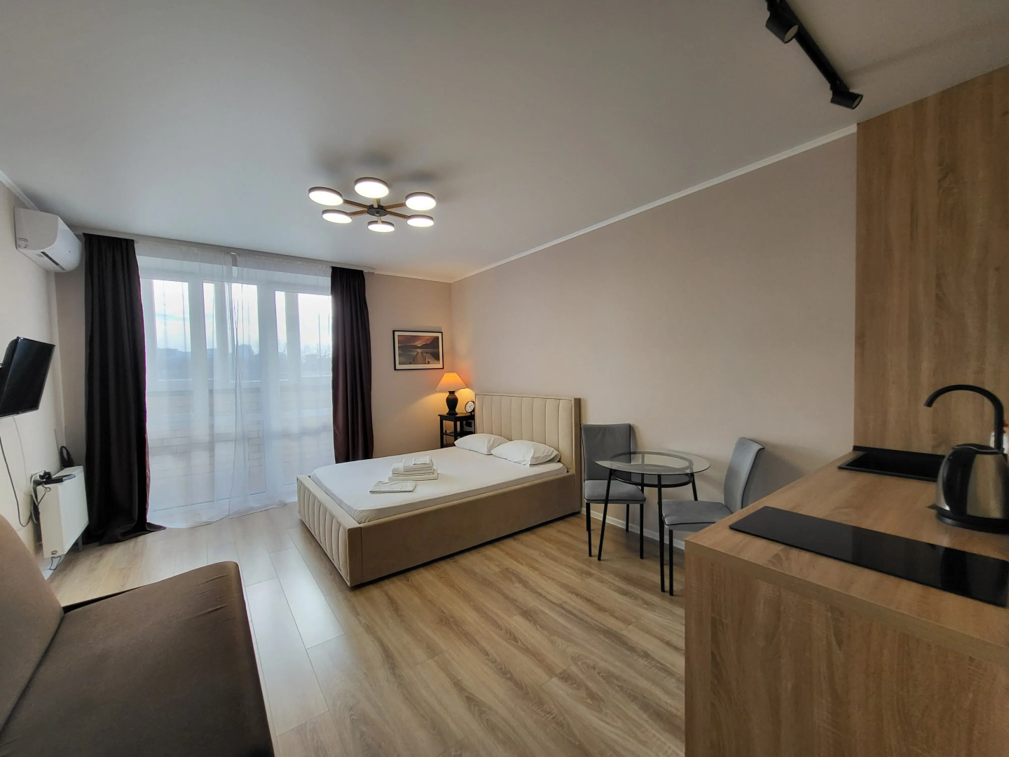 Квартира Студия возле набережной