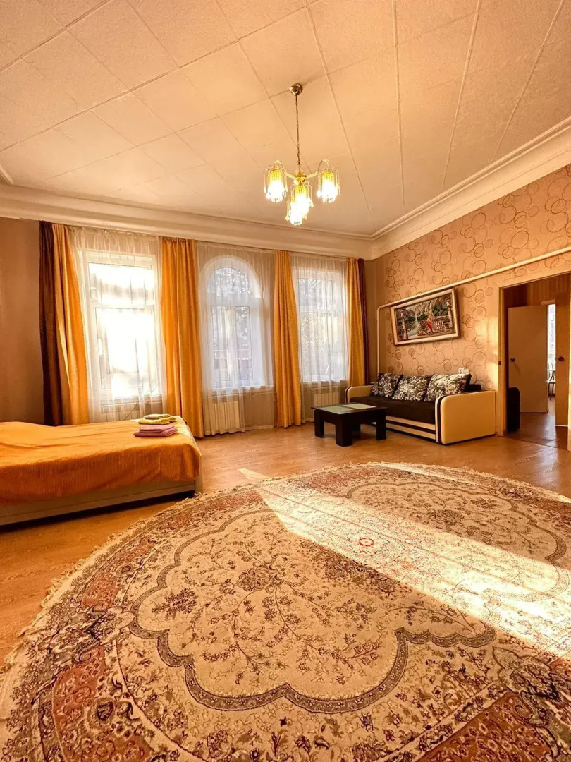 Квартира Большая однушка на Желябова