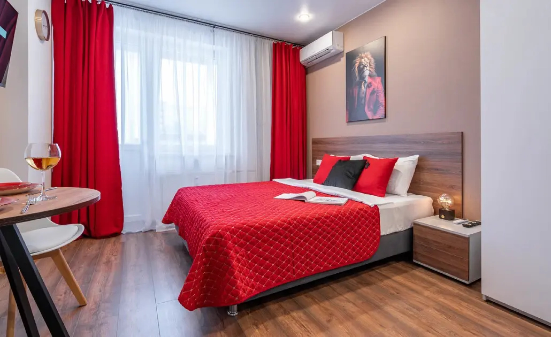 Апартаменты KeysSpb на Крыленко St34