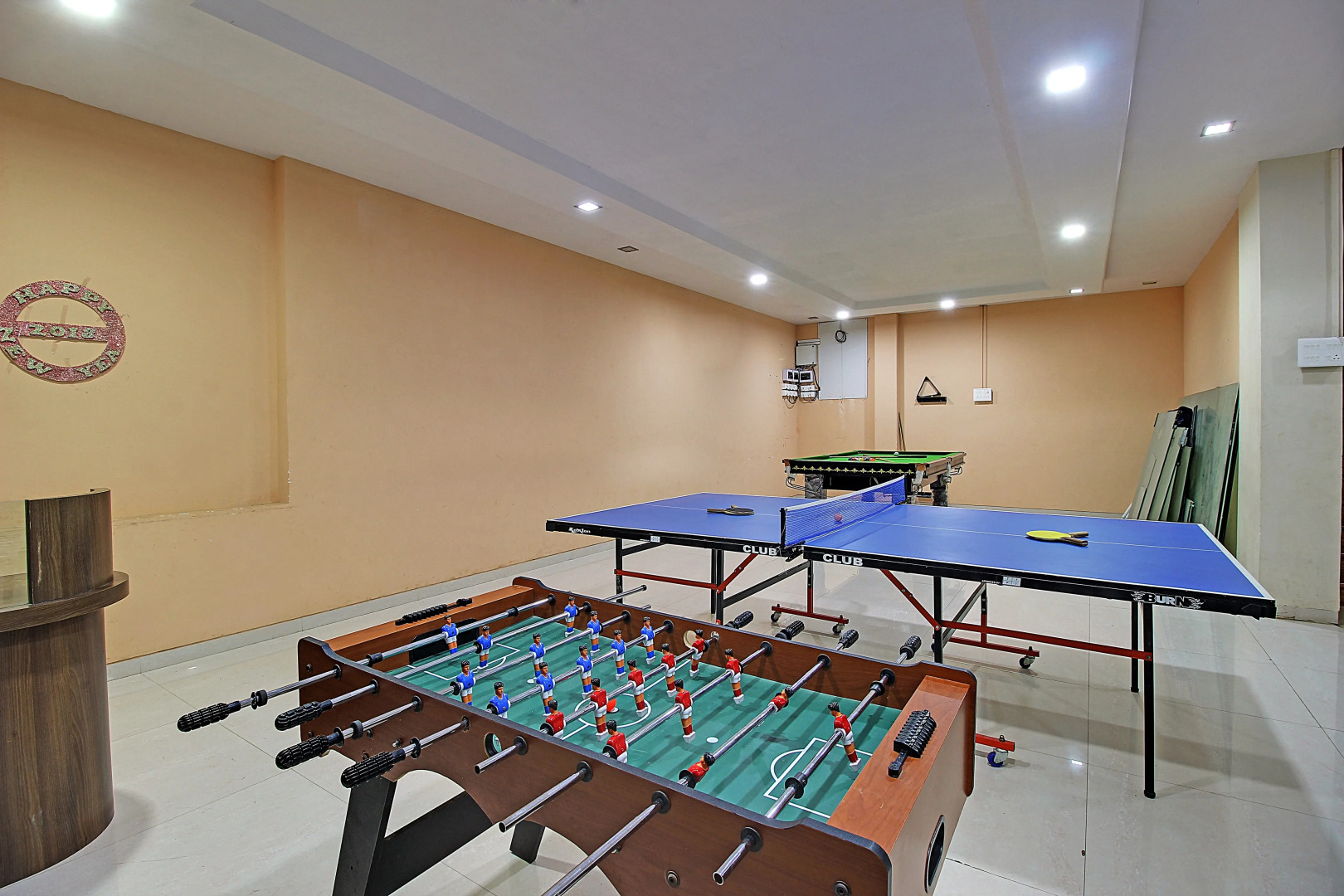 Отель Valley Nest