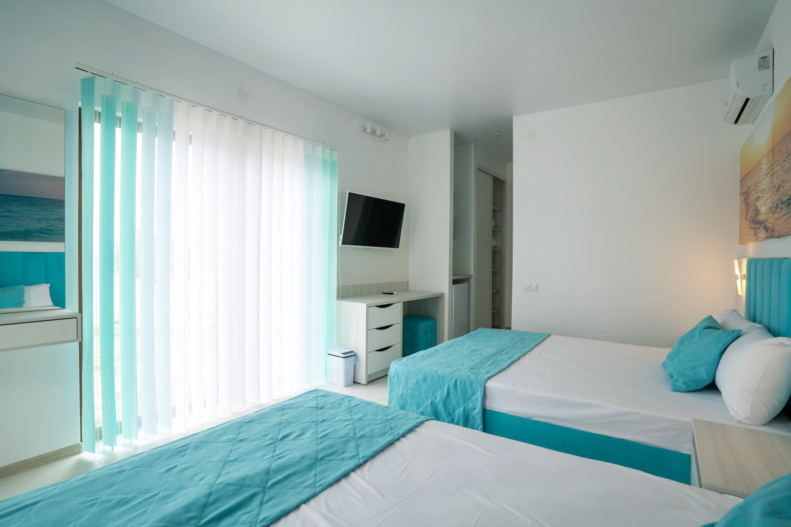 Семейный отель АзовЛенд