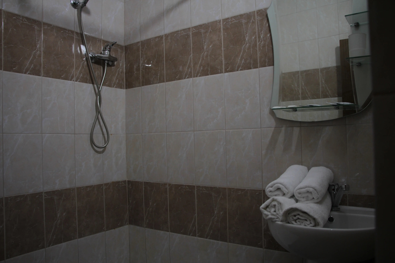 Отель Lara Hotel