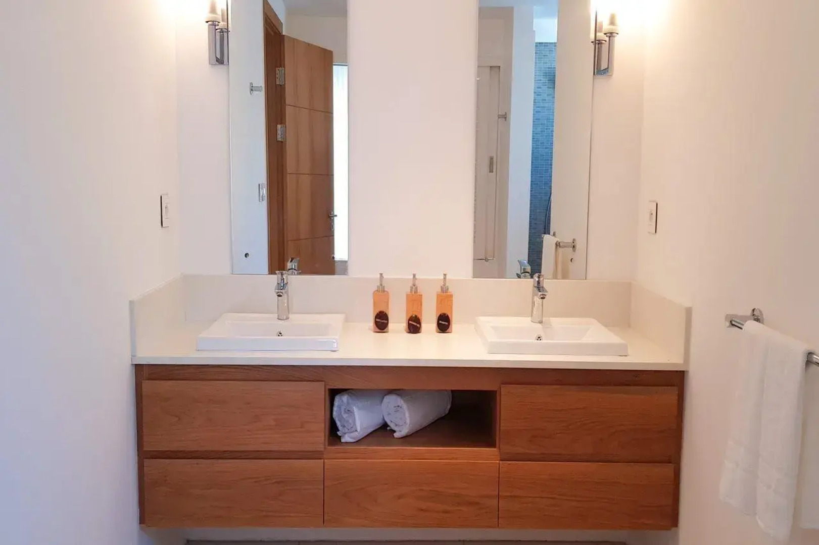 Mythic Suites & Villas