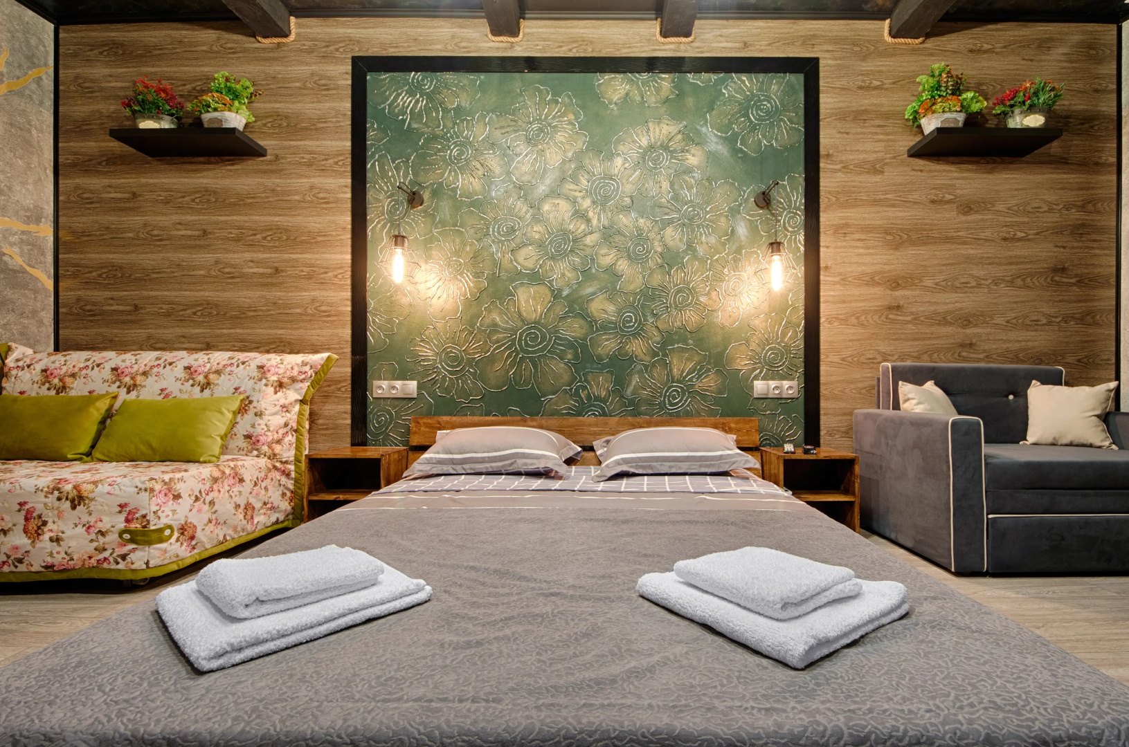 Апартаменты Loft Holiday Home