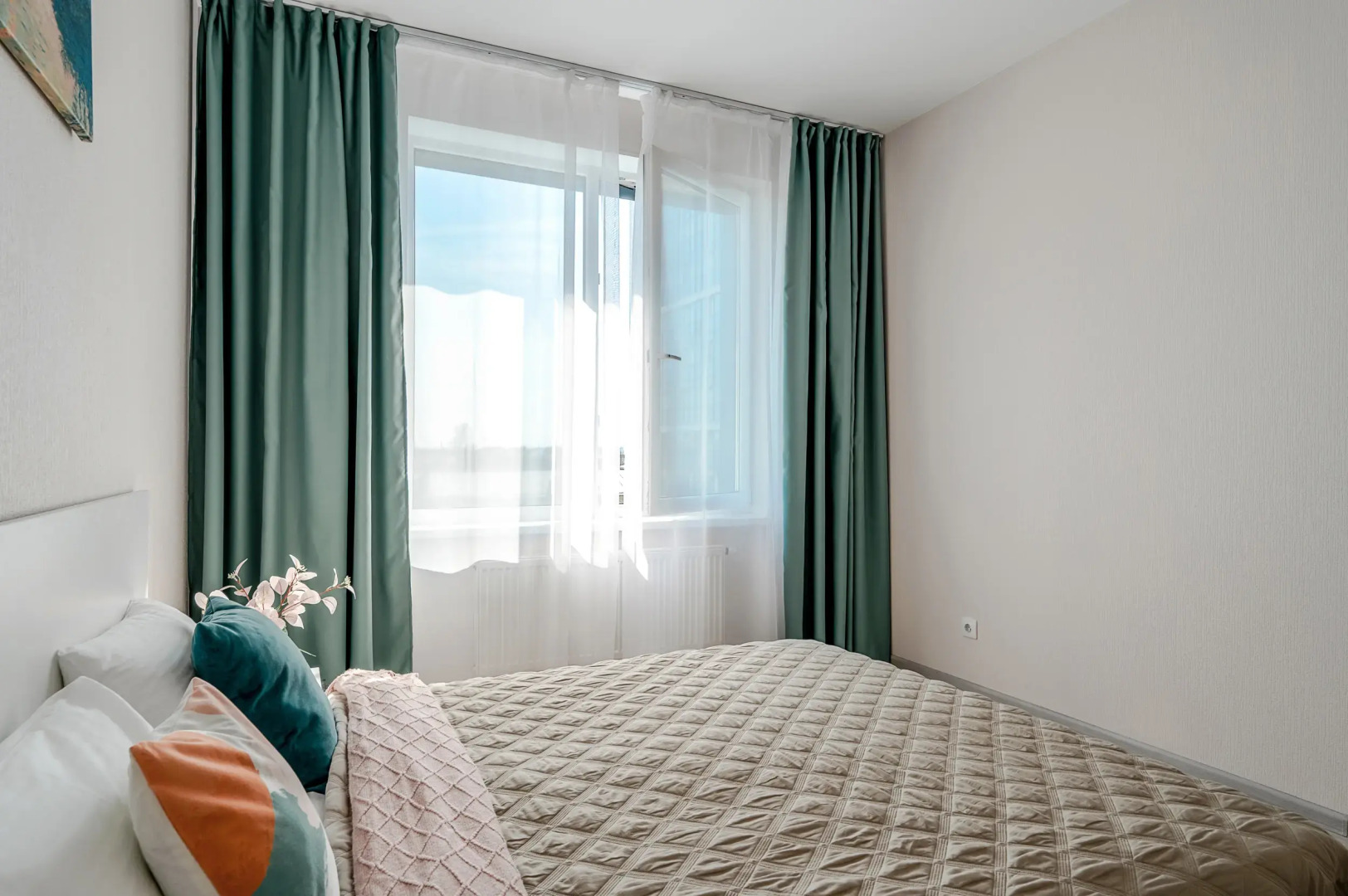 Апартаменты в современном комплексе в 3х станциях метро от Невского проспекта