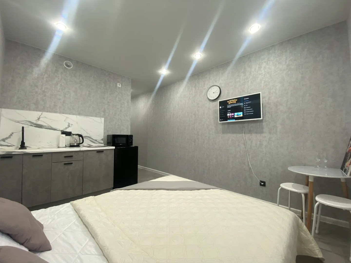 Апартаменты для Двоих Гостей с Кроватью