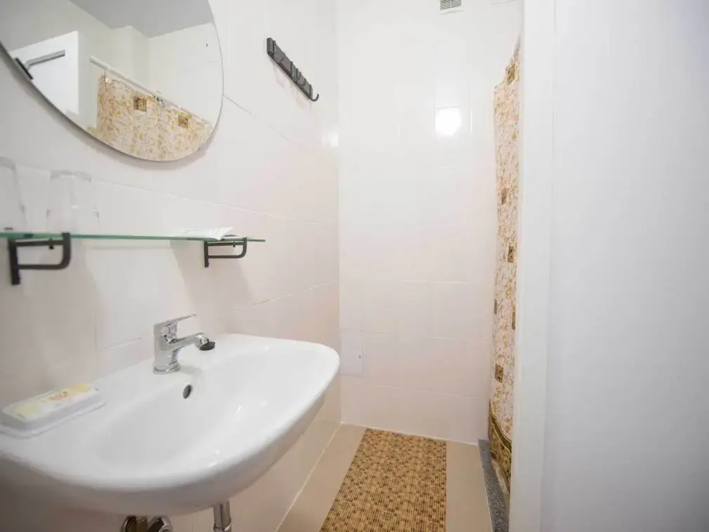 Отель Парус