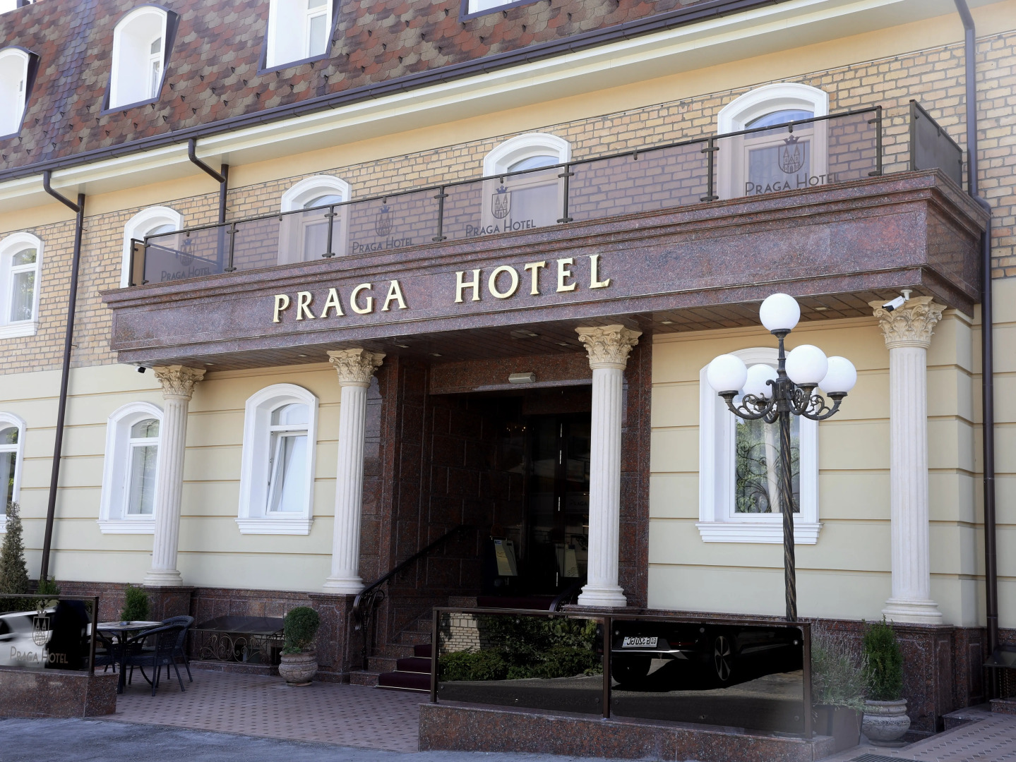 Praga Hotel