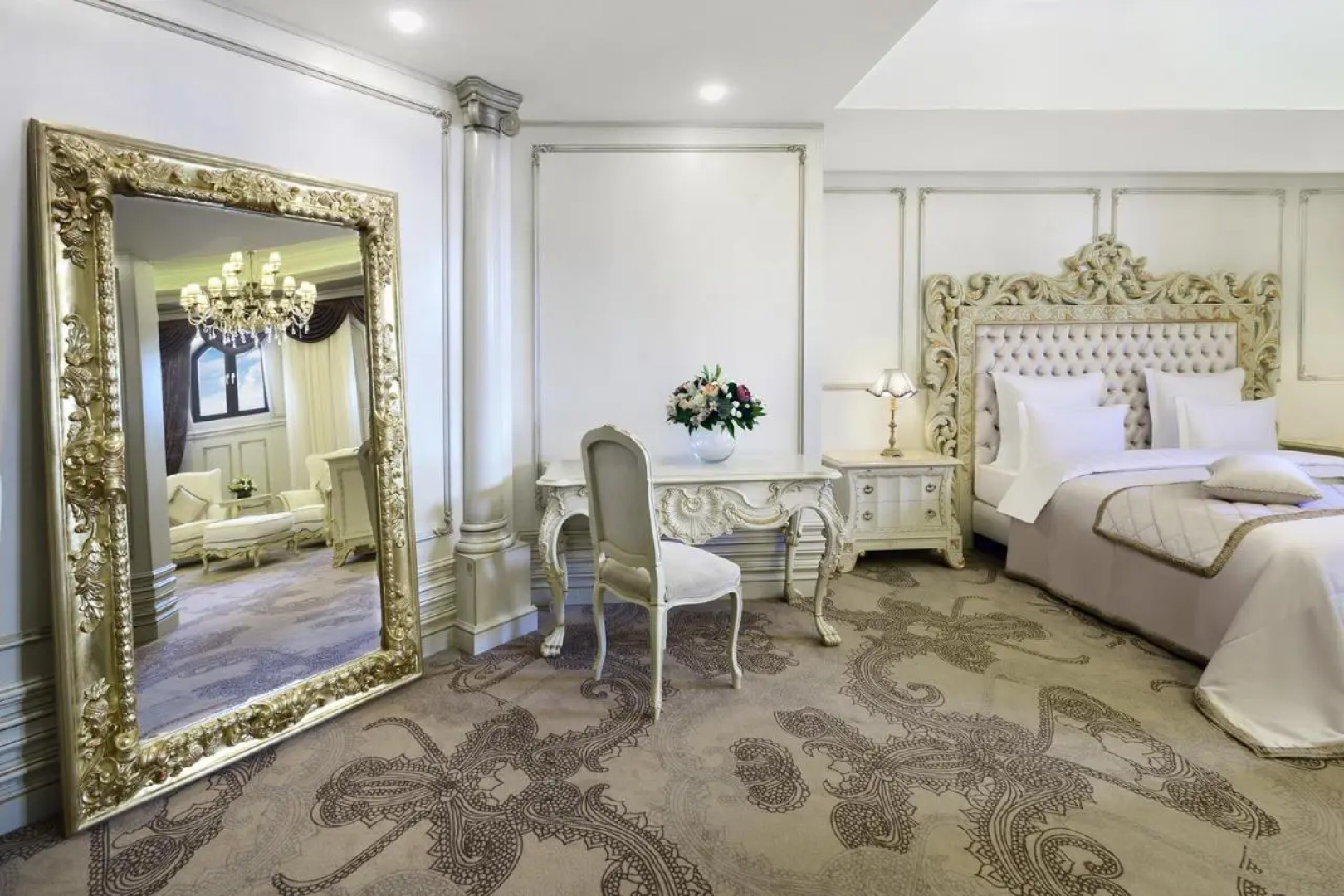 Отель Ambassadori Hotel Tbilisi