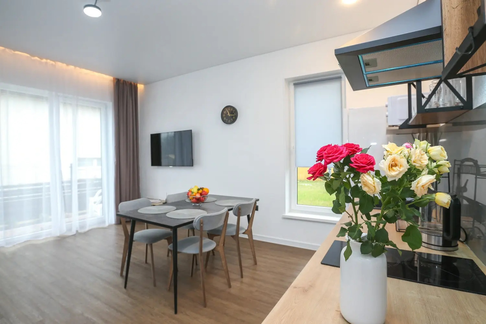 Частный дом Дом у озера Белая дача