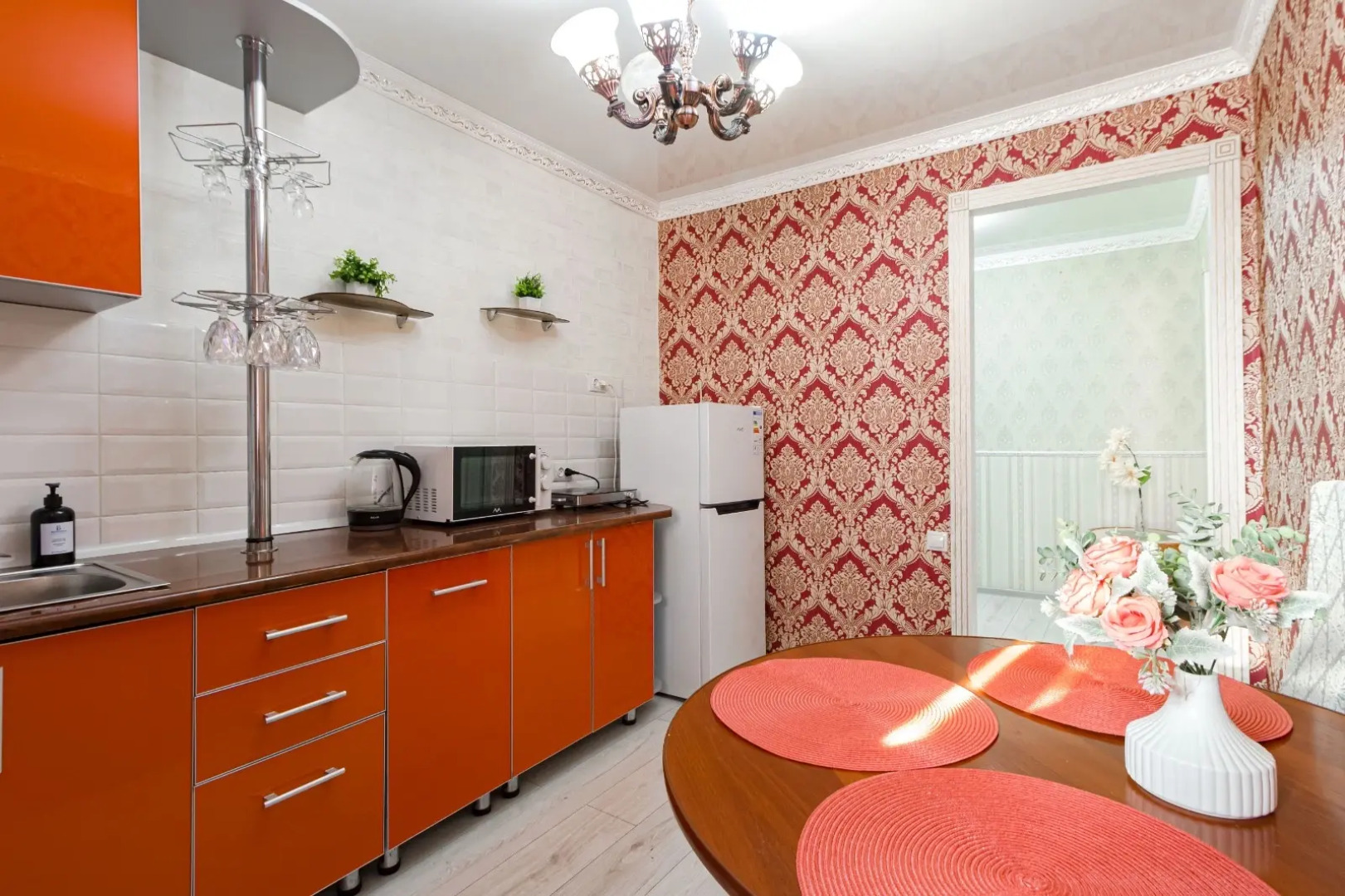 Квартира уютная полноценная двухкомнатная