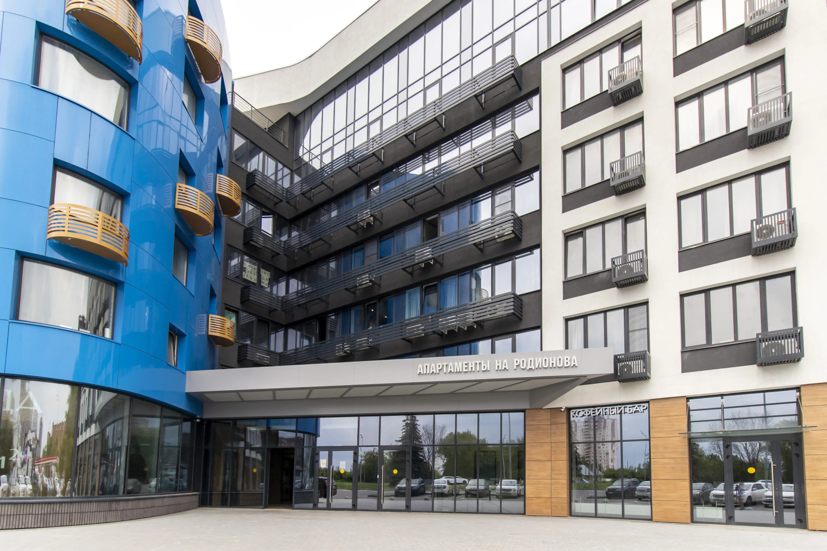 Апартаменты Родионова 136 Б 4