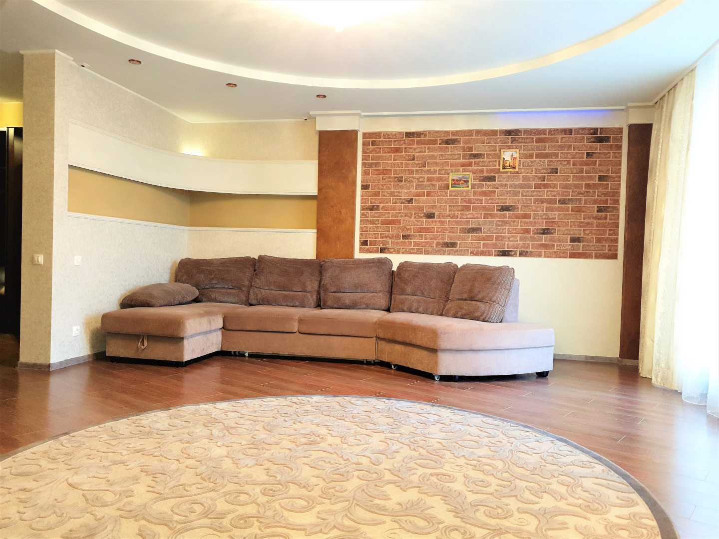 Апартаменты Проспект Революции 9-А-180