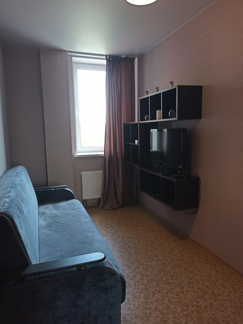 Квартира с видом на пойму реки Царица