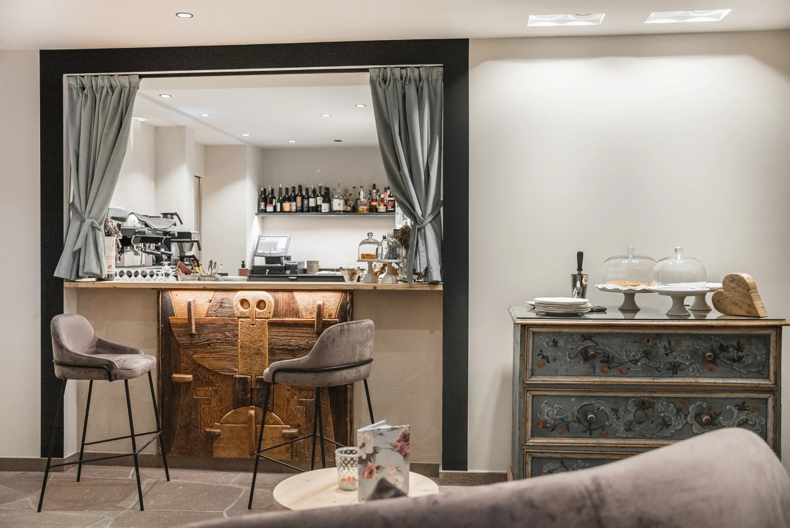 La Cort My Dollhouse - Adults Only