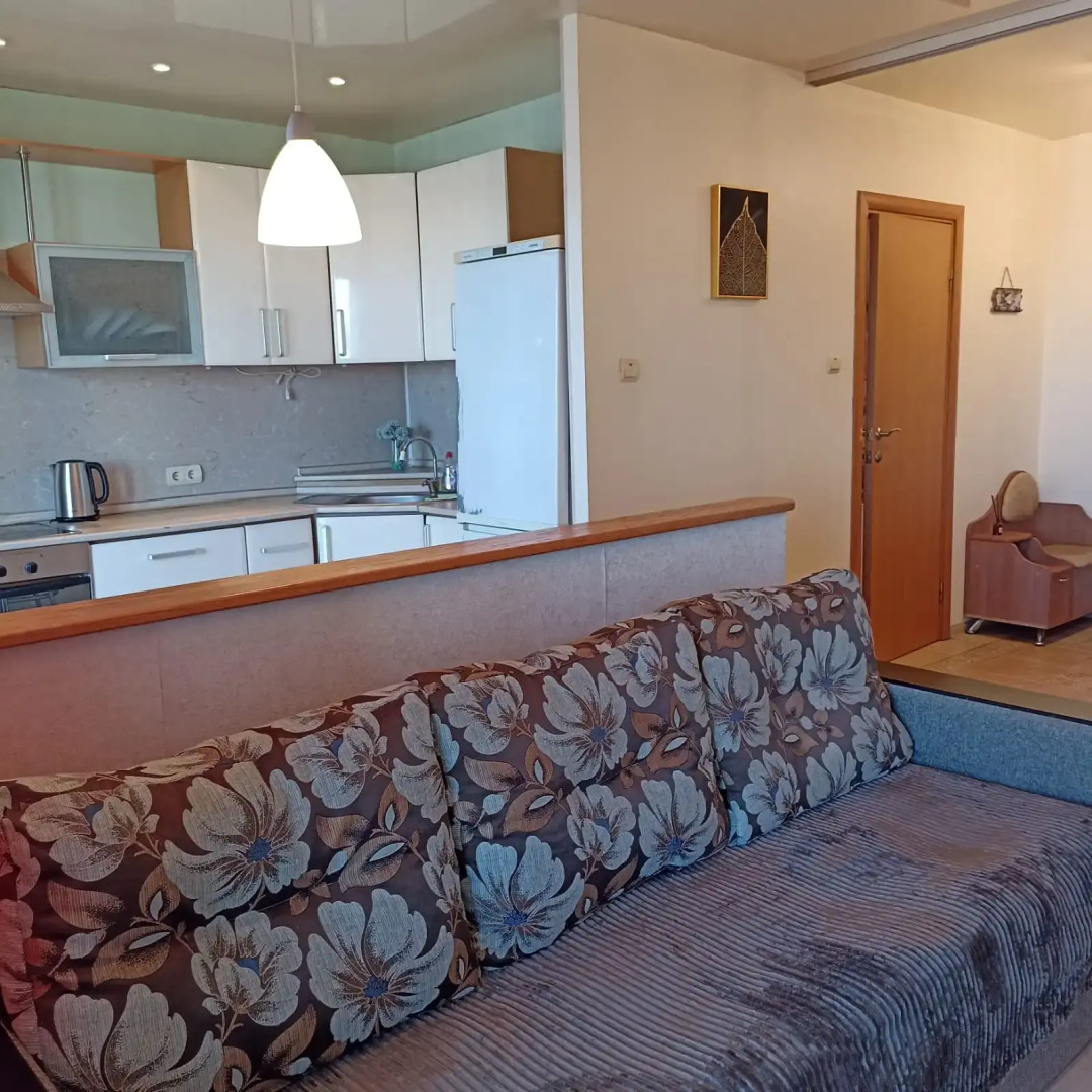 Квартира 1-Kомнатная Бестужева 15 Вид на Золотой Мост