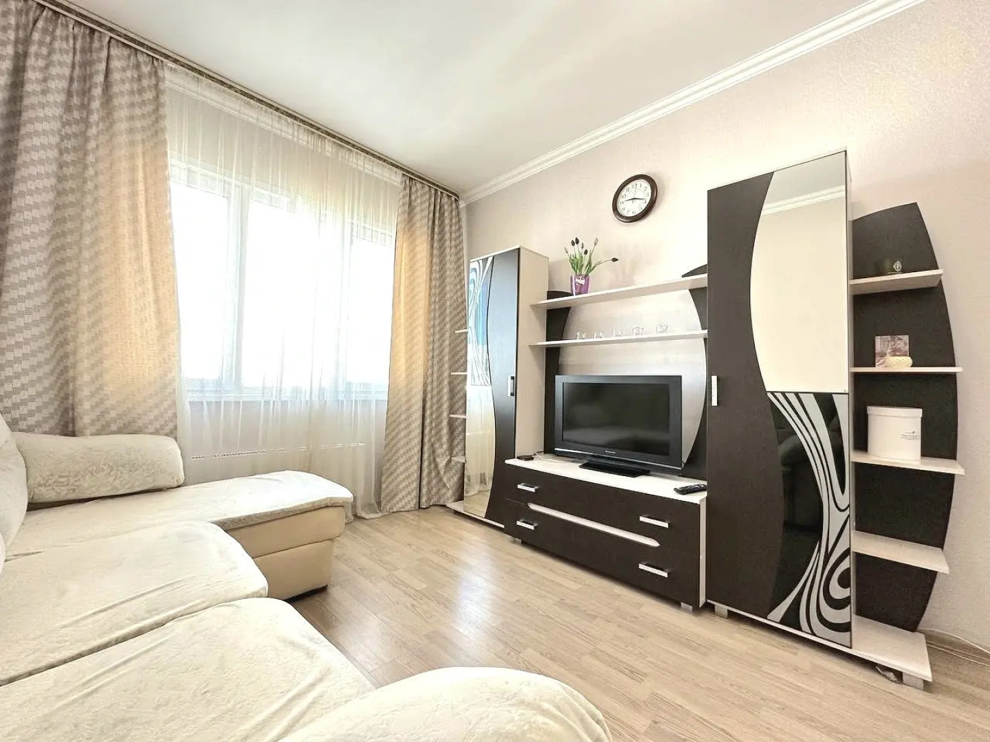 Квартира Двухкомнатная с балконом на Притомском напротив ЛДК