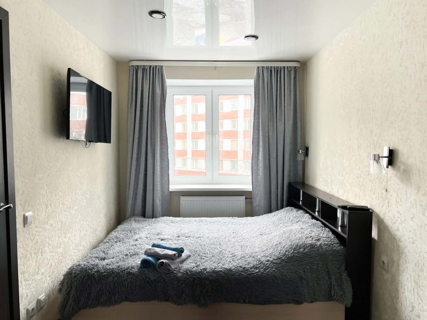 Квартира 2-комнатная на Коминтерна 17